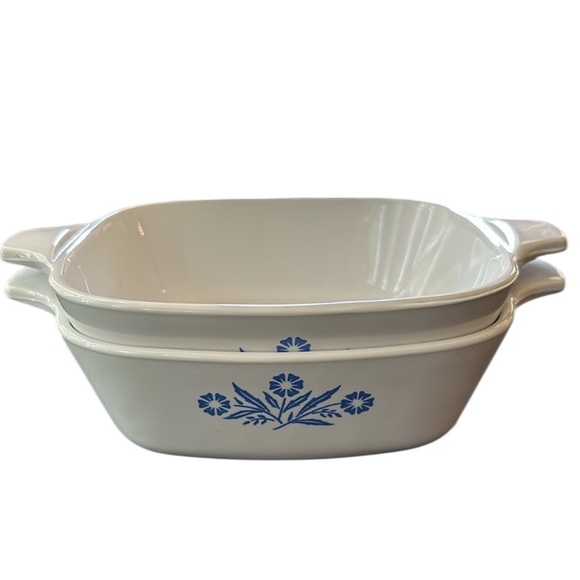Corningware Other - Corningware Blue Cornflower Set of 2 Vintage